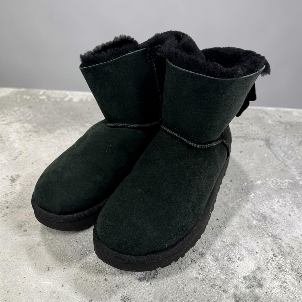 Women's UGG Gita Bow Mini Black Suede Sheepskin Ankle Boots Winter Cozy Comfy